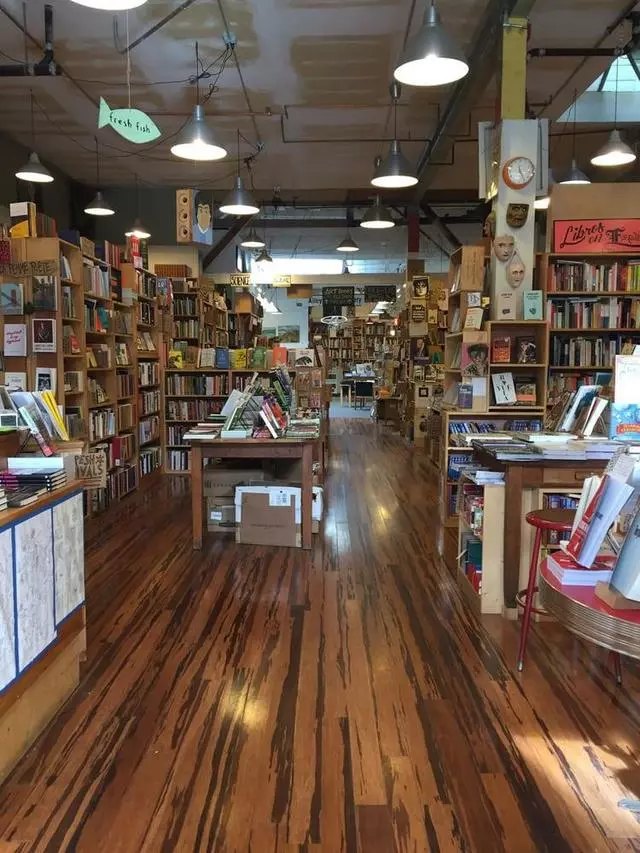 Alley Cat Books
