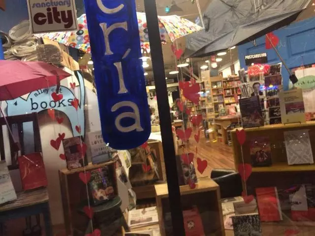 Alley Cat Books