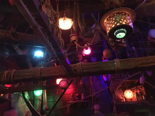Smuggler’s Cove