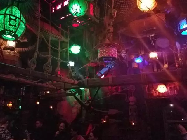 Smuggler’s Cove