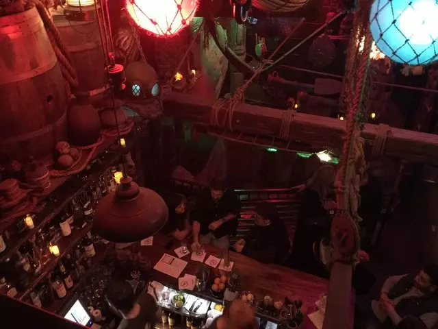 Smuggler’s Cove