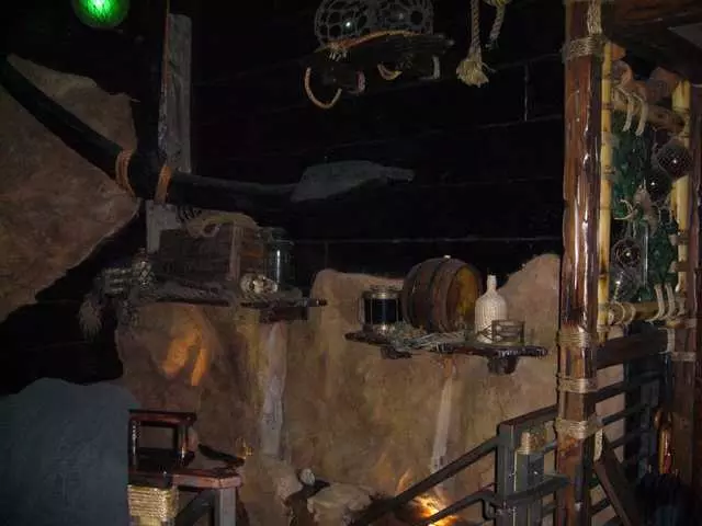 Smuggler’s Cove