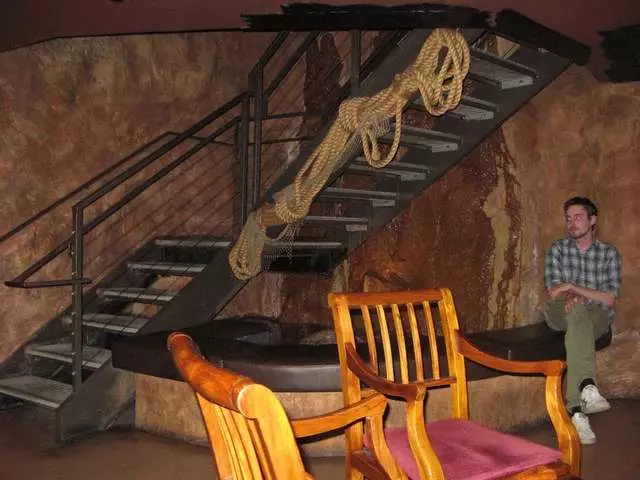 Smuggler’s Cove