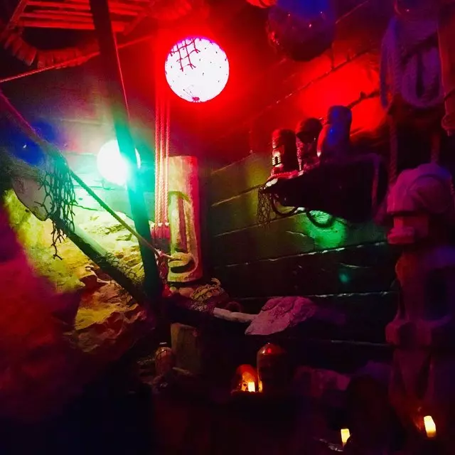 Smuggler’s Cove