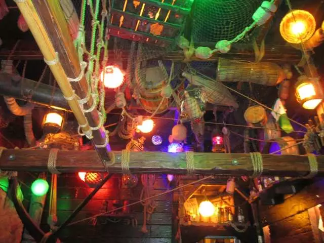 Smuggler’s Cove