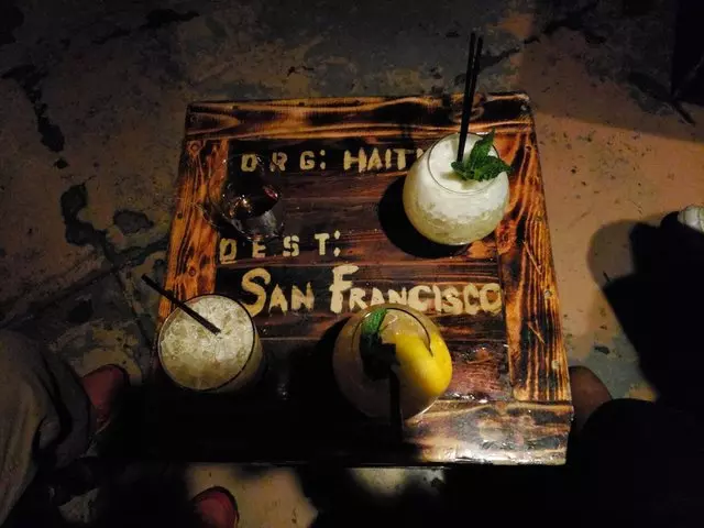 Smuggler’s Cove