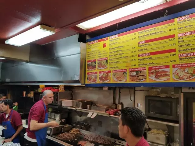El Farolito