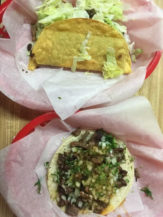 El Farolito