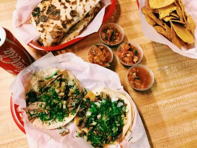 El Farolito
