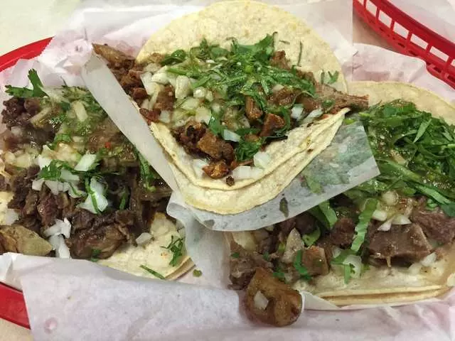 El Farolito