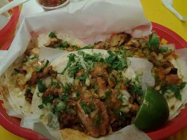 El Farolito