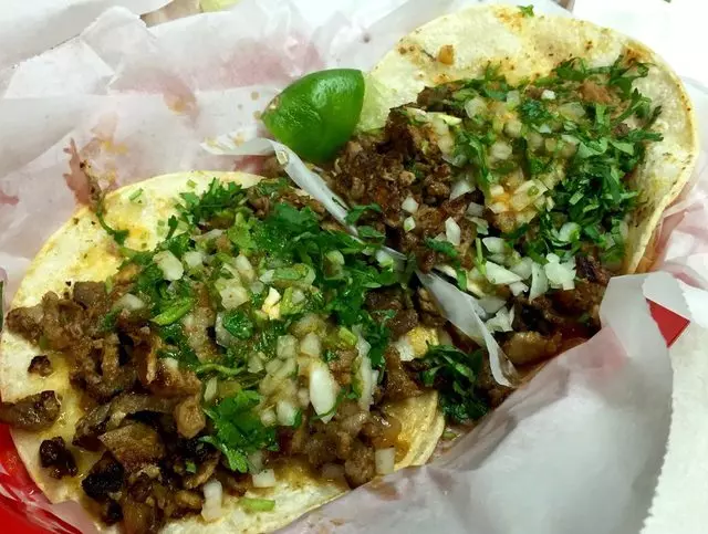 El Farolito