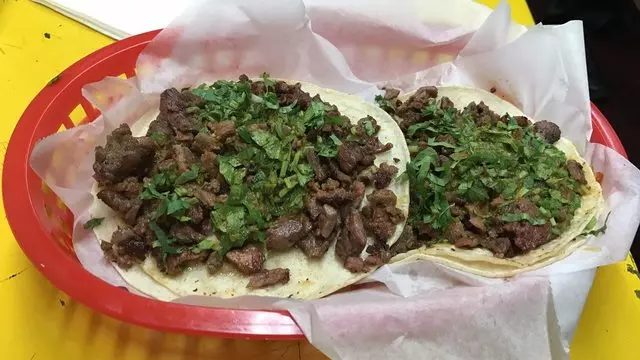 El Farolito