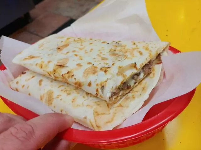 El Farolito