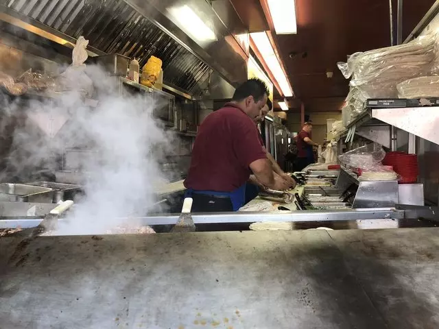 El Farolito