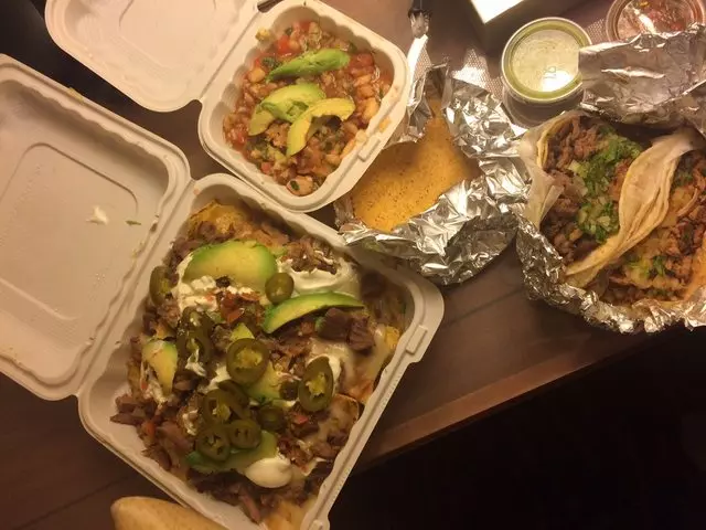 El Farolito