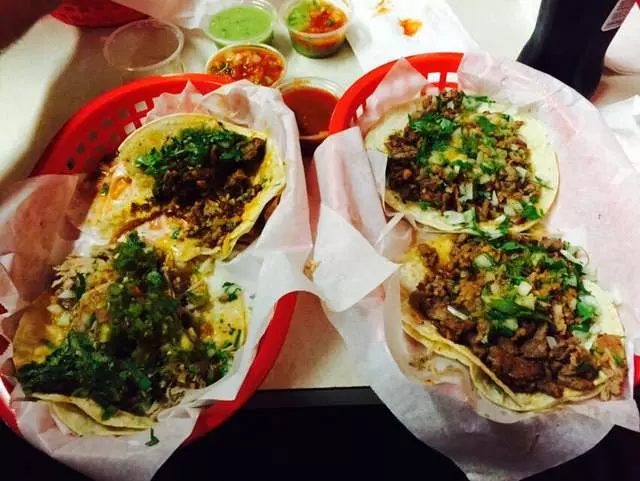 El Farolito