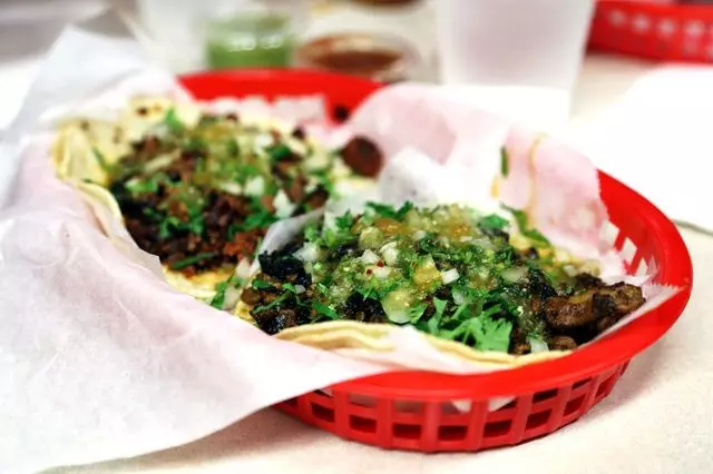 El Farolito