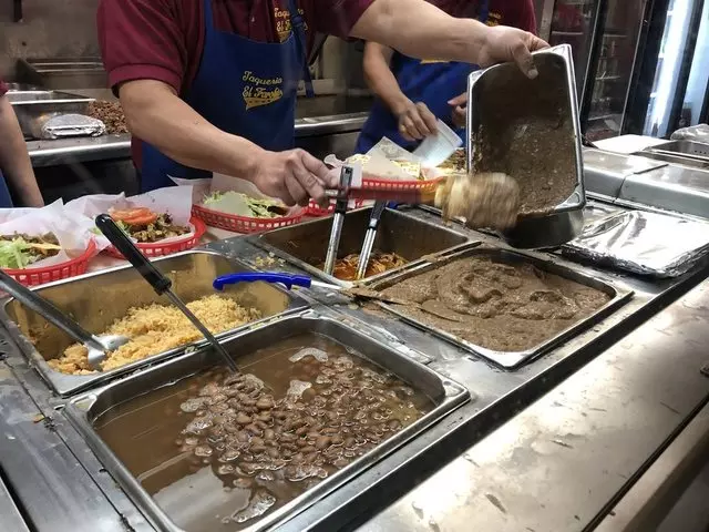 El Farolito