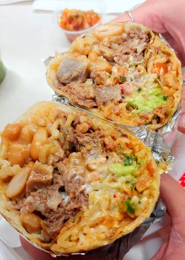 El Farolito