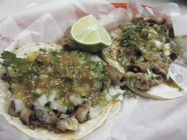 El Farolito