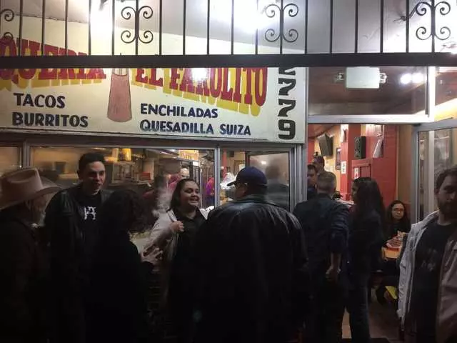 El Farolito