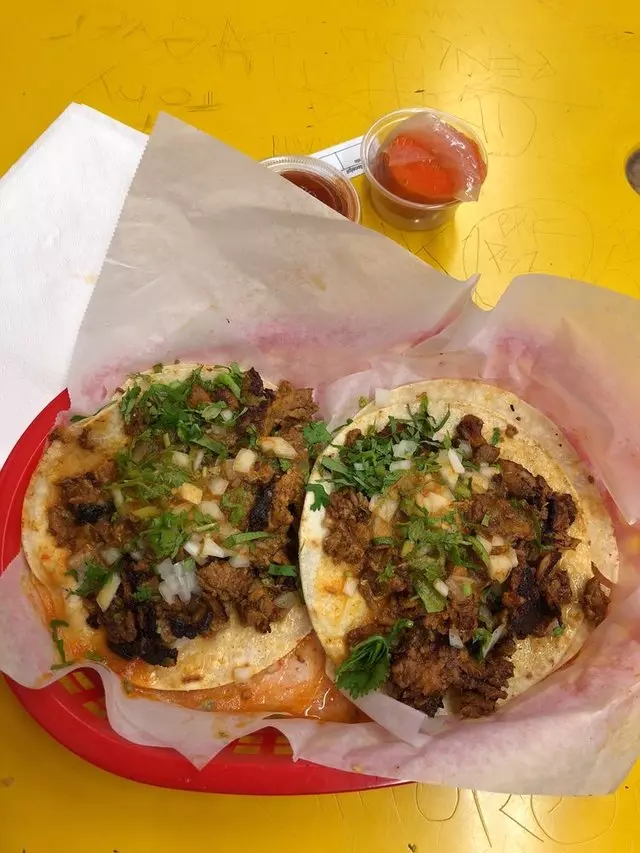 El Farolito