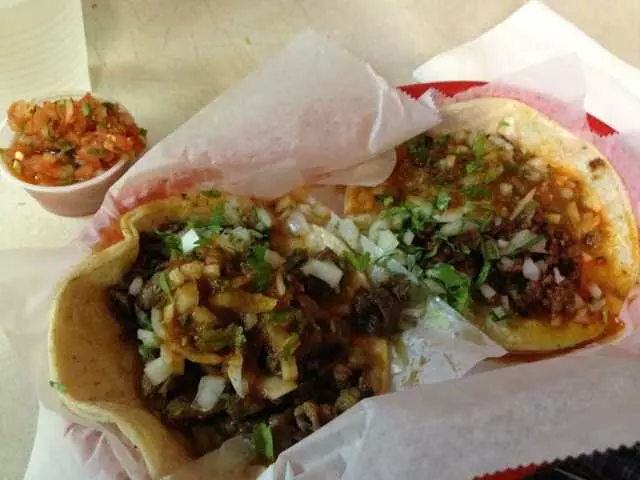 El Farolito
