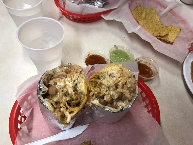 El Farolito