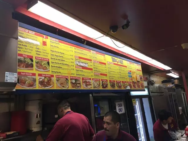 El Farolito