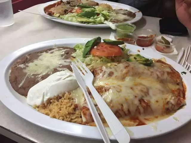 El Farolito