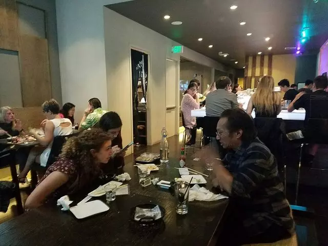 Sakesan Bistro