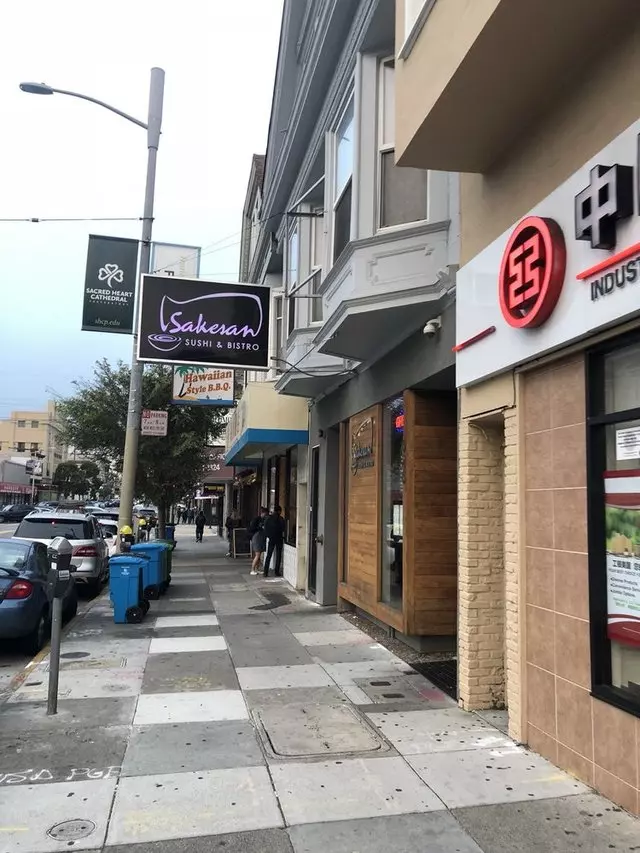 Sakesan Bistro
