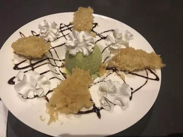 Sakesan Bistro