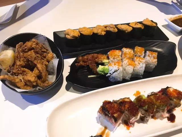 Sakesan Bistro
