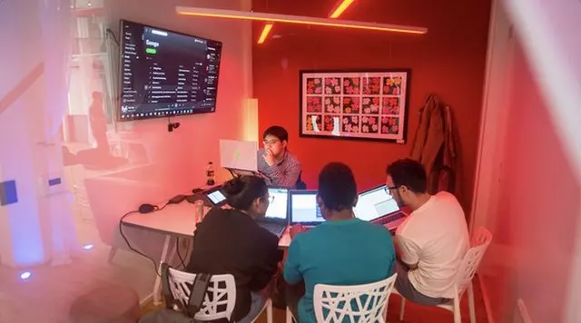 Holberton School