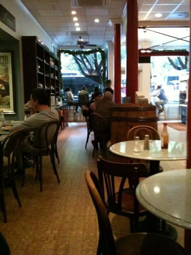 Arlequin Cafe & Food To Go