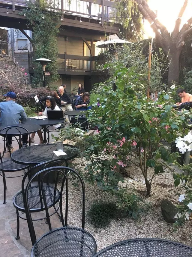 Arlequin Cafe & Food To Go