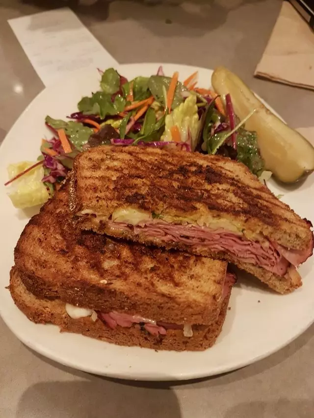 Arlequin Cafe & Food To Go