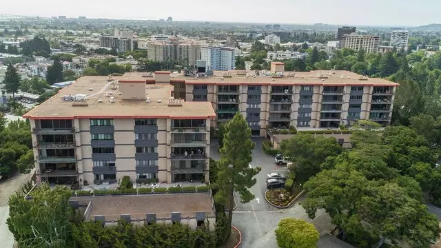 Ariel Vincent - Park North Real Estate