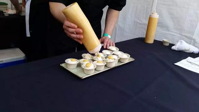 7X7 Big Eat Live