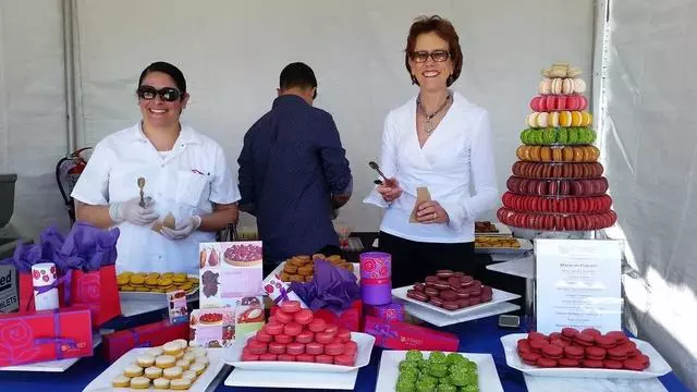 7X7 Big Eat Live