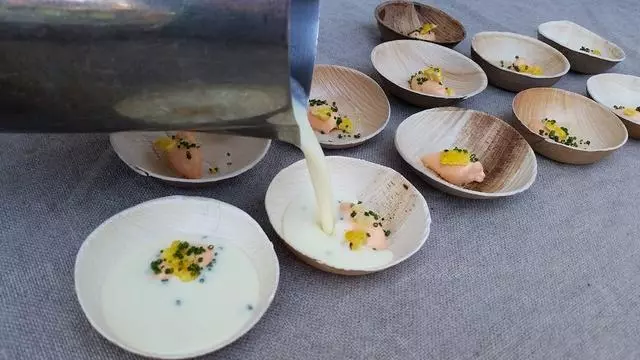 7X7 Big Eat Live