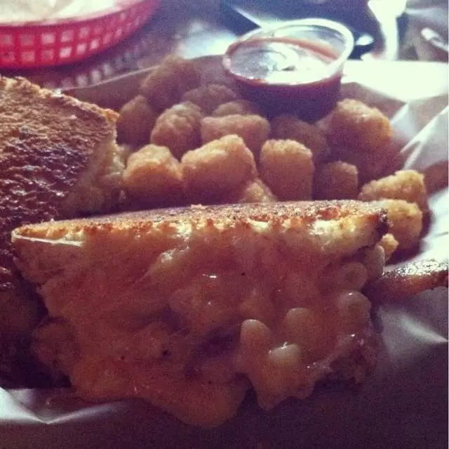 Bender’s Bar and Grill