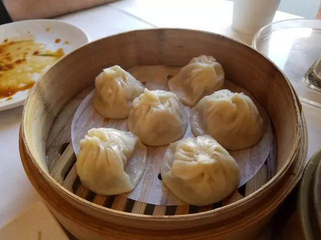 Hong Kong Lounge II