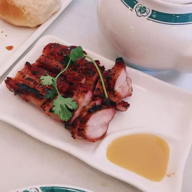 Hong Kong Lounge II