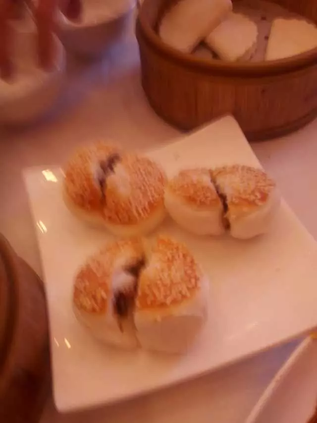 Hong Kong Lounge II