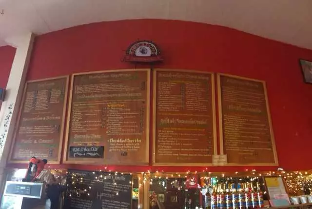 901 Columbus Cafe