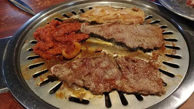Yakiniq