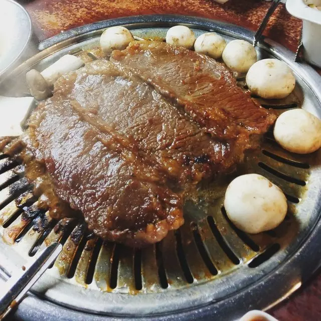 Yakiniq